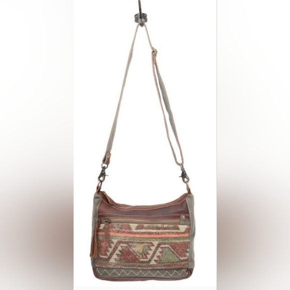 Nwt Myra Luana Leather & Upcycled Canvas Crossbody Bag Jacquard Boho-chic - Picture 4 of 11